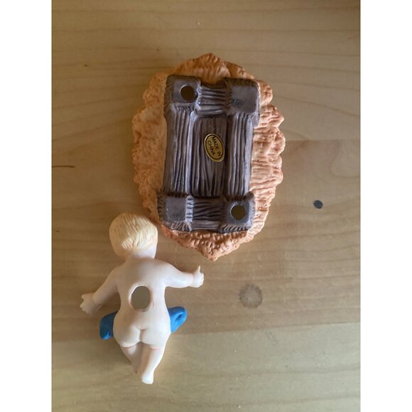 Kirkland Signature Nativity Figures #75177 - Holy Family & Angel Replacement Set - Picture 5 of 16